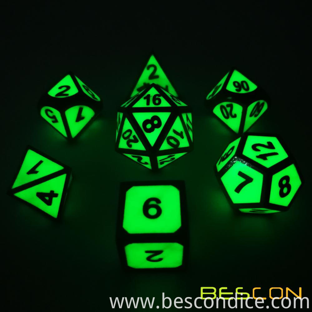 Solid Metal Glowing Enamel Dnd Dice Set 1